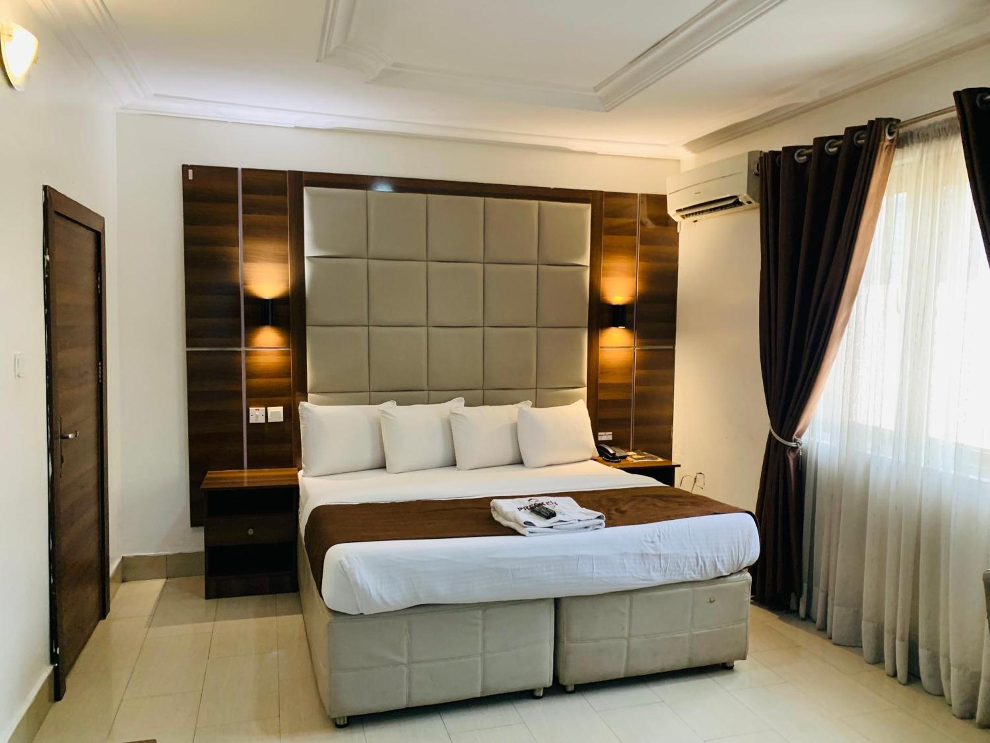 Presken Hotels @ Freedom Way, Lekki Eksteriør billede