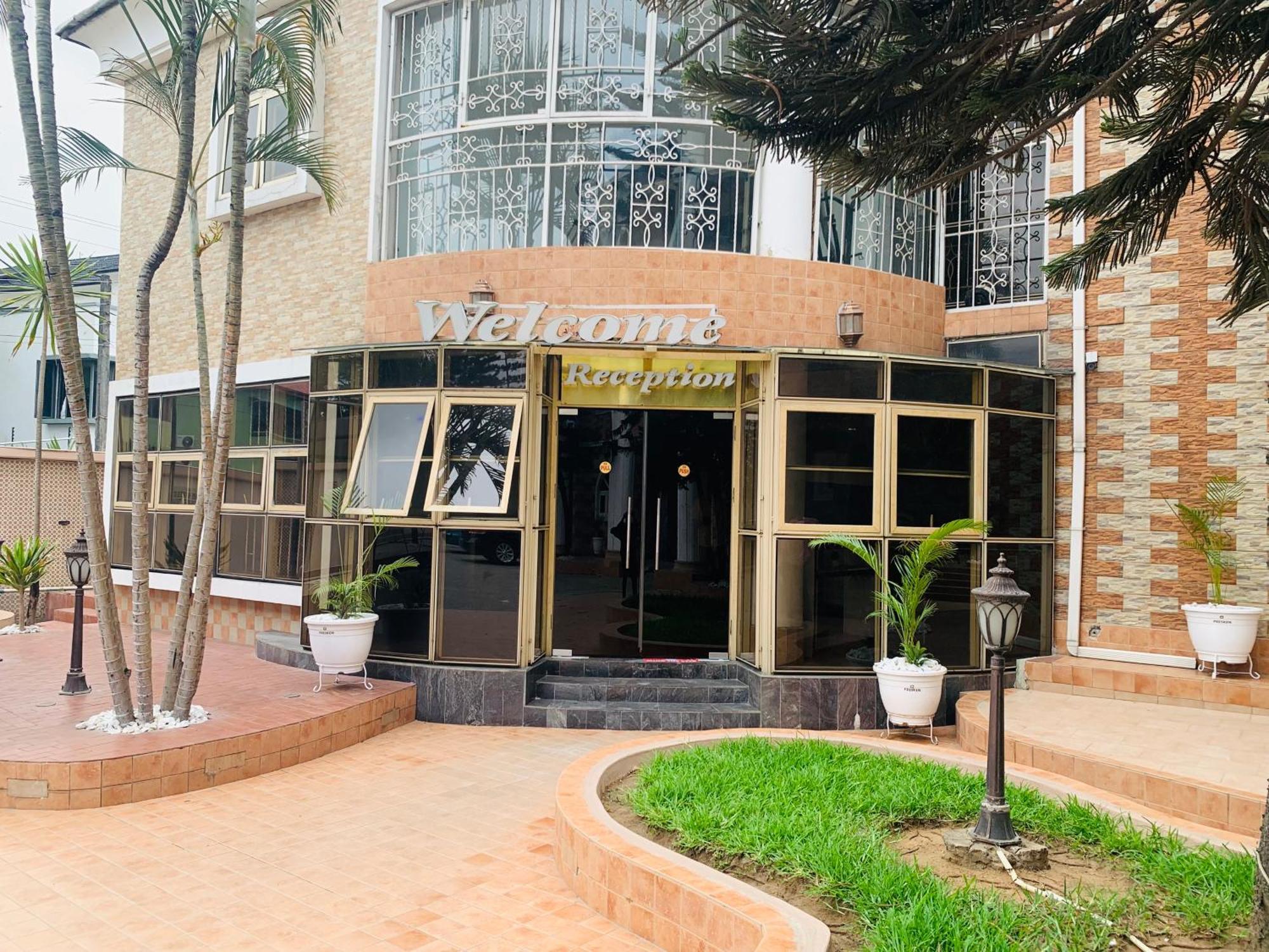 Presken Hotels @ Freedom Way, Lekki Eksteriør billede